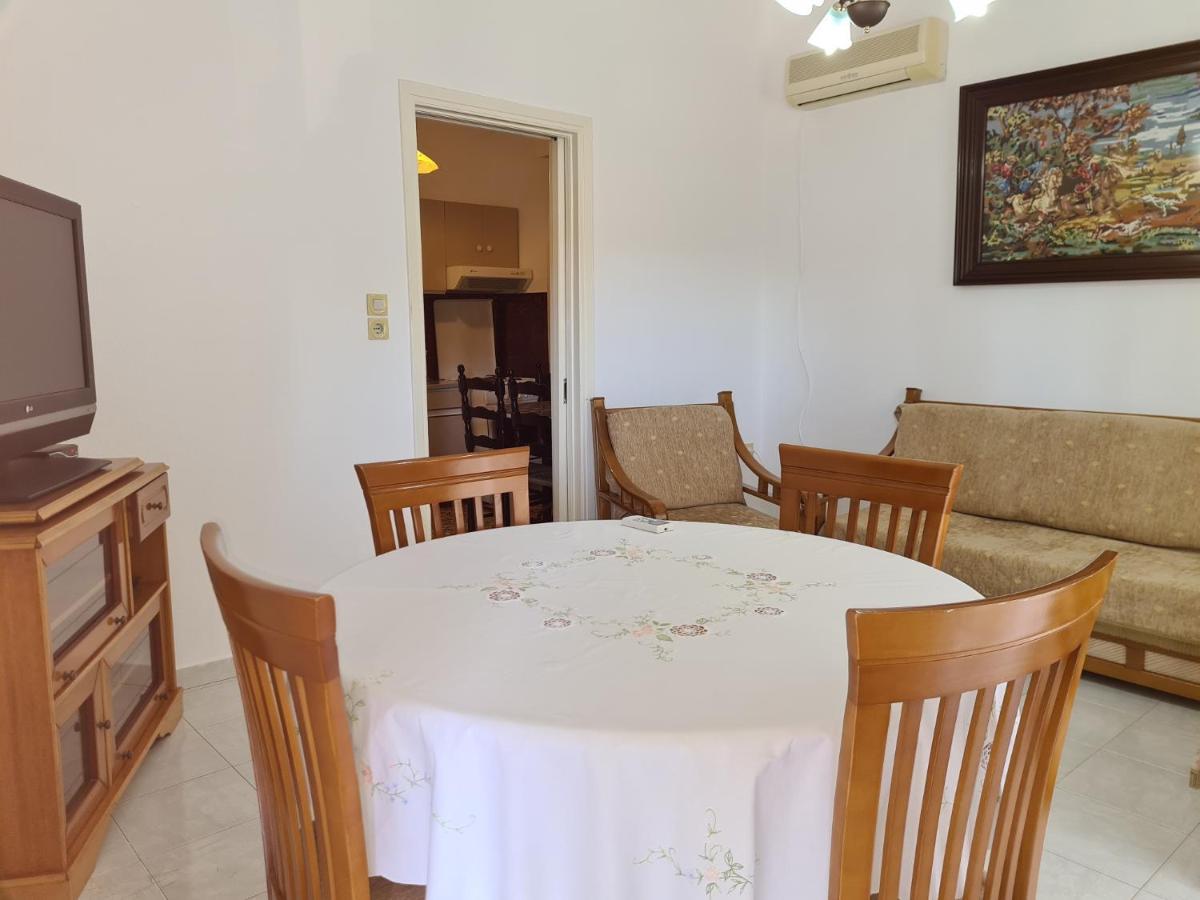Grand Apartment Néa Khilí エクステリア 写真